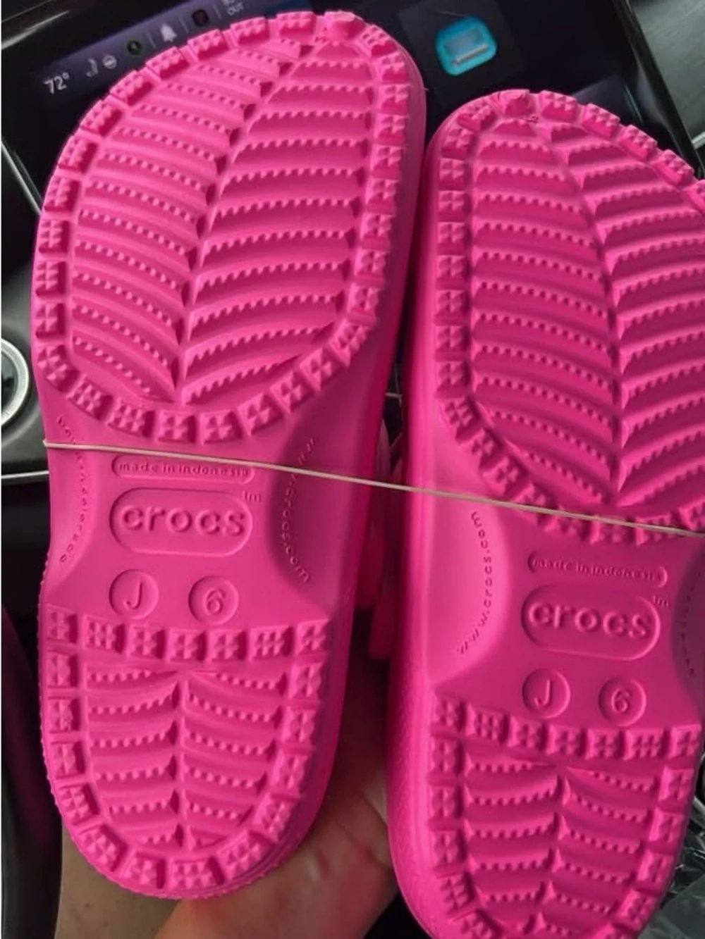 CROCS Kids Classic Clog in Hot Pink